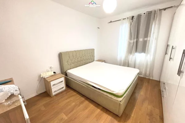 Shtepi me qera Apartament ne Tirane, 2+1, Mobilimi E mobiluar, Pagesa 600  Euro.
