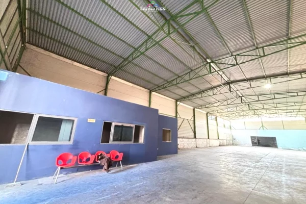 Ambient biznesi me qera 4+1 ne Tirane - 2,200 Euro