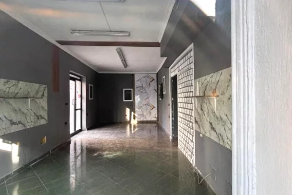 Ambient biznesi me qera 1+1 ne Tirane - 625 Euro
