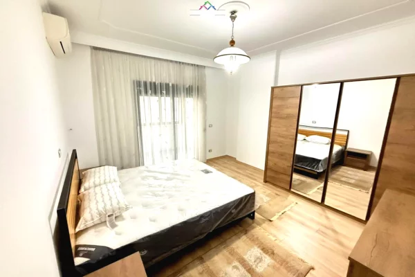 Shtepi me qera Apartament ne Tirane, 2+1, Mobilimi E mobiluar, Pagesa 1,150  Euro.