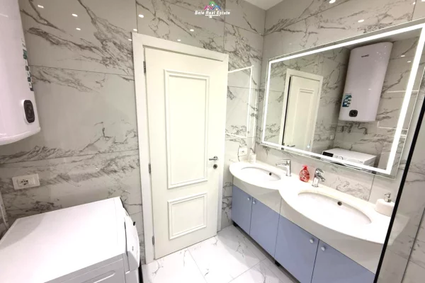 Shtepi me qera Apartament ne Tirane, 2+1, Mobilimi E mobiluar, Pagesa 1,150  Euro.