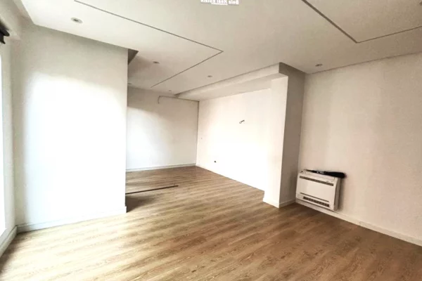 Ambient biznesi me qera 3+1 ne Tirane - 700 Euro