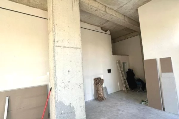 Dyqan Me Qera Ne Astir ( ID BD21788) Tirane