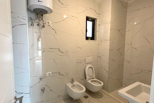 Zyre me qera 2+1 ne Porcelan (ID BZ2689) Tirane