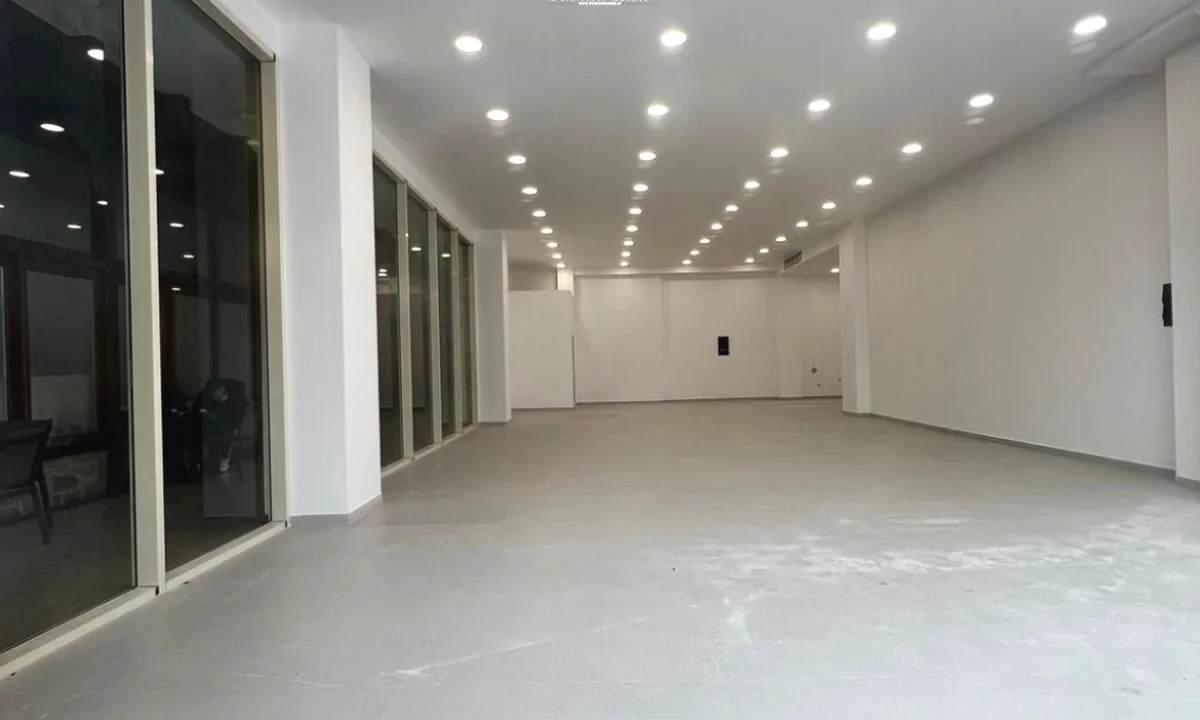 Dyqan Me Qera Prane Kompleksit Delijorgji (ID BD21791) Tirane