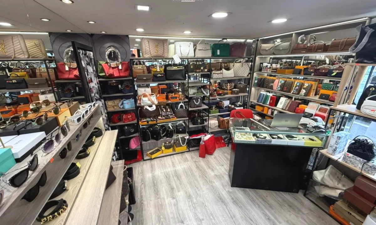 Dyqan Me Qera Tek Pazari i Ri (ID BD21786) Tirane