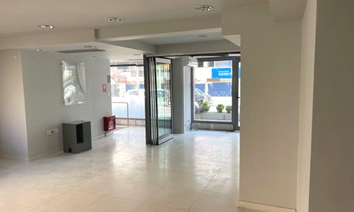 Dyqan Ne Shitje Prane Pediatrise (ID BD1165) Tirane