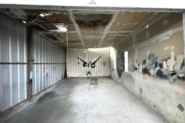 Ambient biznesi me qera 4+1 ne Tirane - 620 Euro