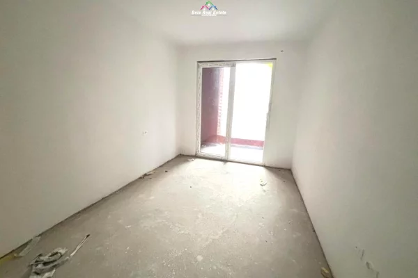 Apartment for sale in Tirana 1+1, Emty