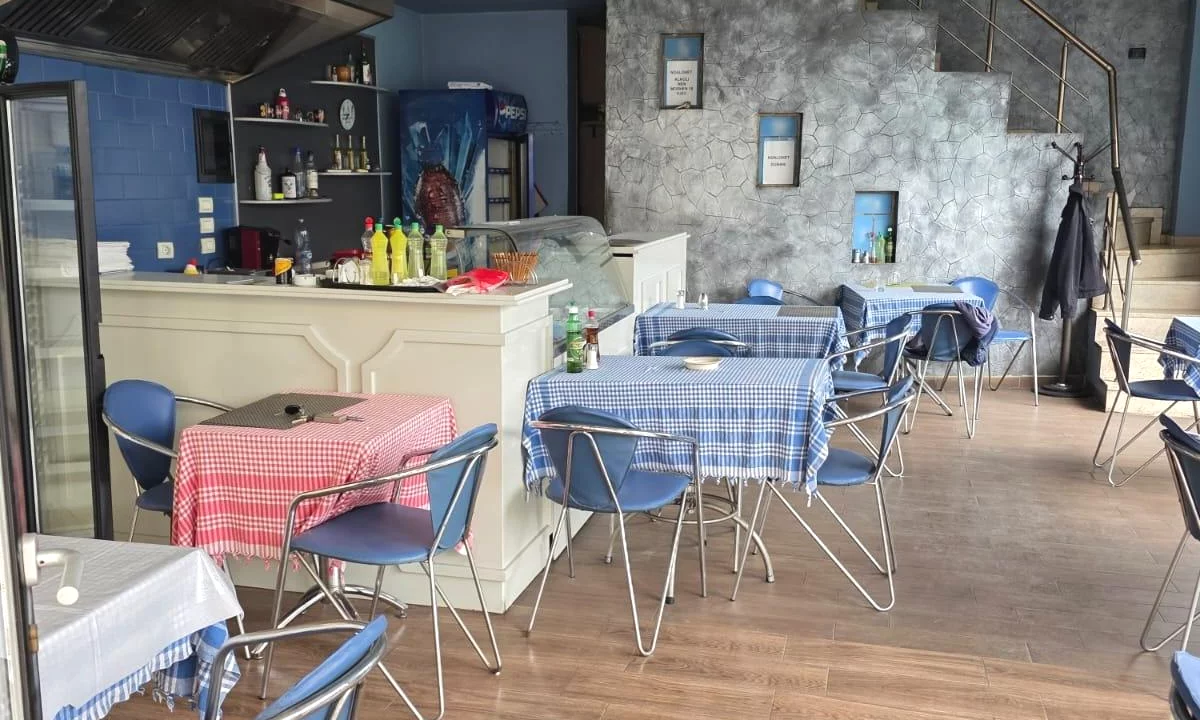 Lokal (Mengjesore) me qera ne Laprake (ID BL2170) Tirane