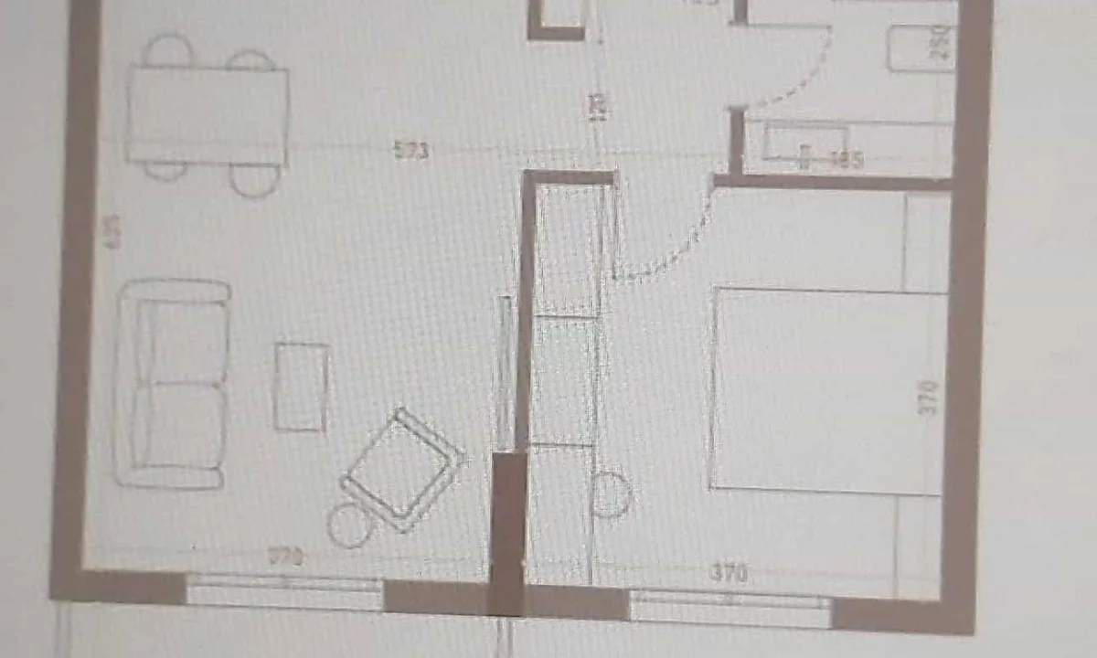 Shtepi ne shitje Apartament ne Durres, 1+1, Mobilimi Bosh, pa mobiluar, Pagesa 90,084  Euro.