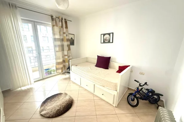 Casa in affitto 2+1 a Tirana - 70,000 Leke