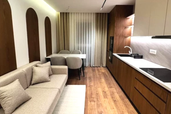 Casa in affitto 2+1 a Tirana - 900 Euro