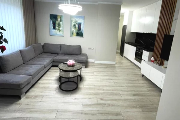 Casa in affitto 1+1 a Tirana - 800 Euro