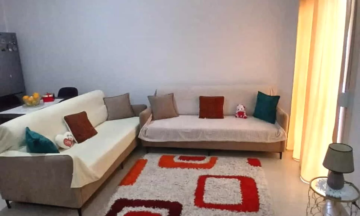 Casa privata/Indipendente in affitto a Tirana 1+1, Arredato