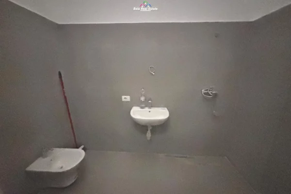 Appartamento in affitto a Tirana 1+1, Arredato