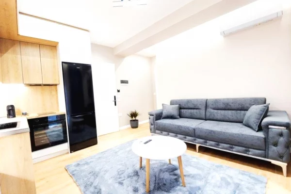 Casa in affitto 1+1 a Tirana - 800 Euro