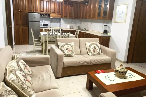 Casa in affitto 2+1 a Tirana - 700 Euro