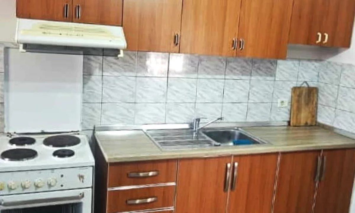 Casa privata/Indipendente in affitto a Tirana 1+1, Arredato