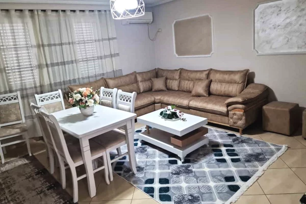 Casa in affitto 2+1 a Tirana - 60,000 Leke