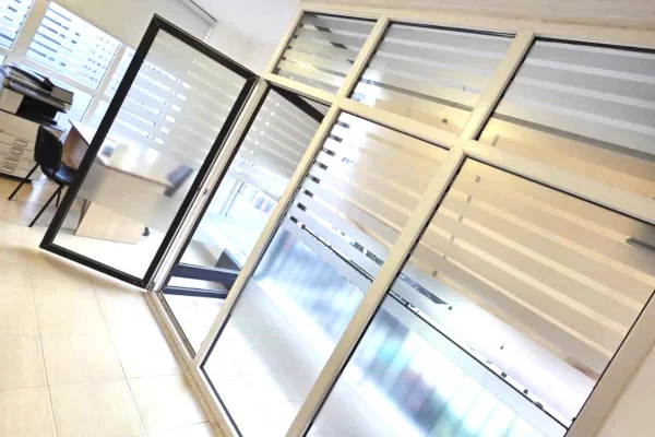 Ambient biznesi me qera 3+1 ne Tirane - 50,000 Leke