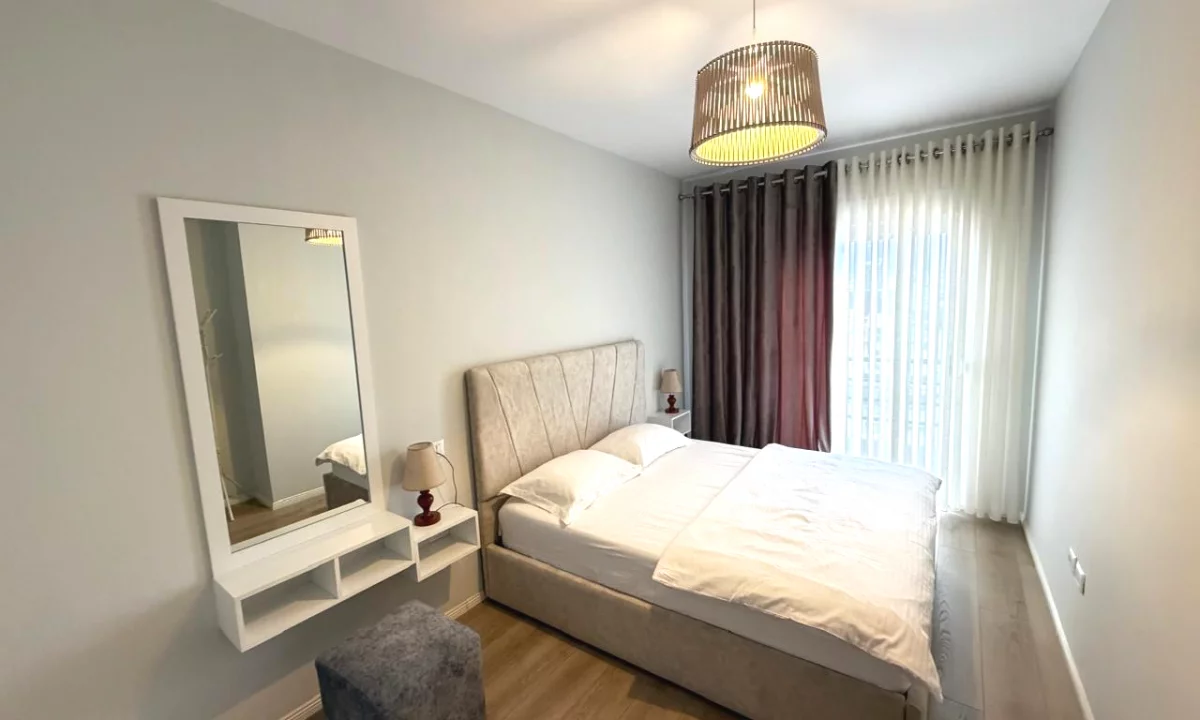 Appartamento in affitto a Tirana 2+1, Arredato