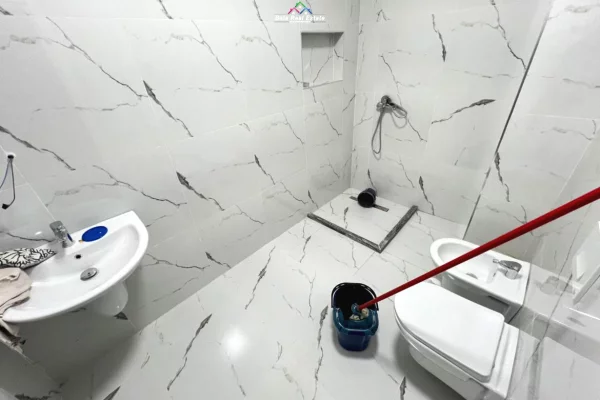 Zyre Me Qera 2+1 Tek Zogu i Zi (ID BZ2728) Tirane