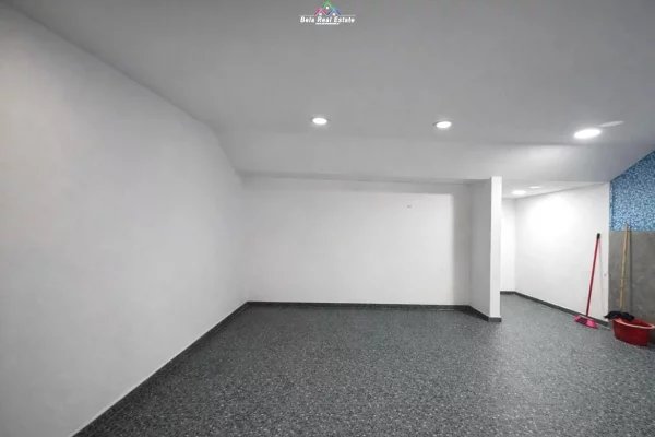 Dyqan Me Qera Prane Delijorgjit ( ID BD21795) Tirane