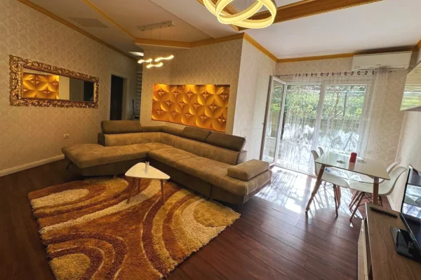 Casa in affitto 2+1 a Tirana - 75,000 Leke