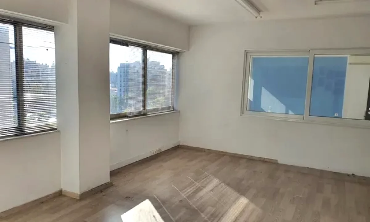 Zyre Me Qera 3+1 Tek Bulevardi i Ri (ID BZ2816) Tirane