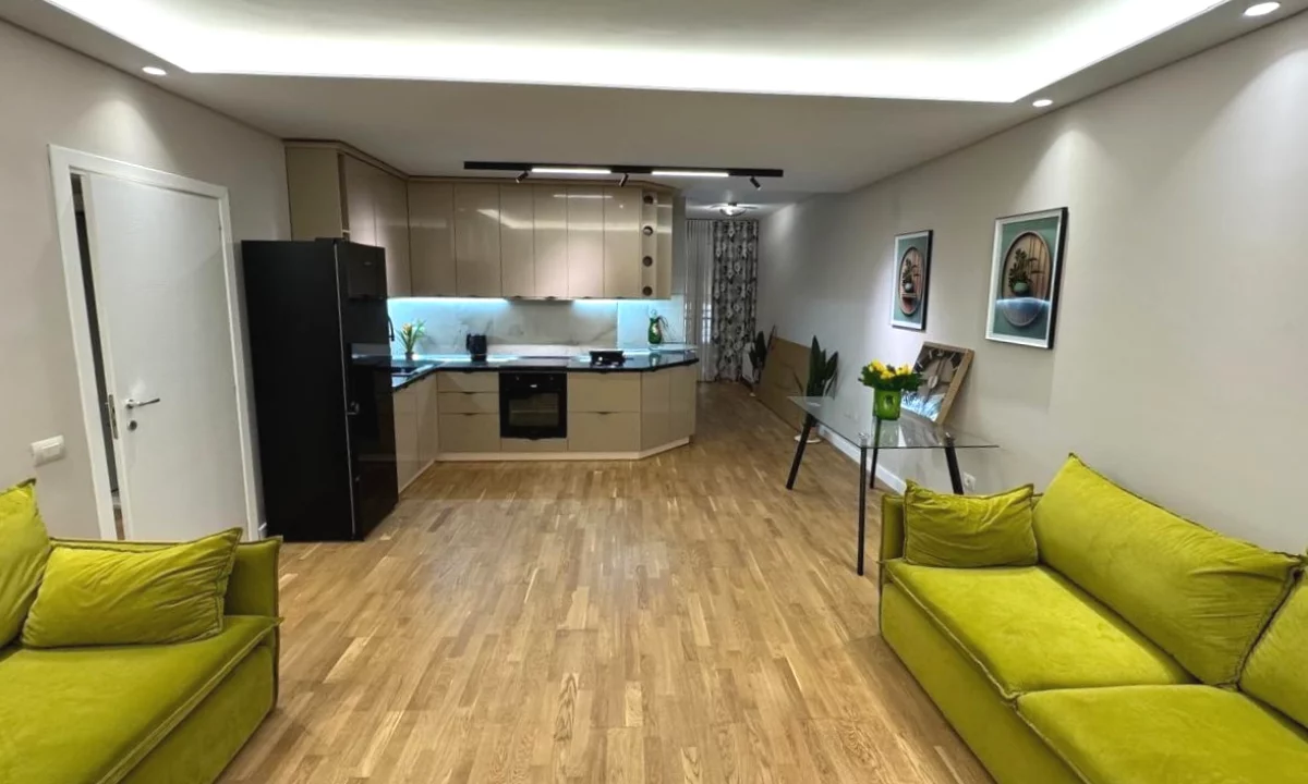 Appartamento in affitto a Tirana 1+1, Arredato