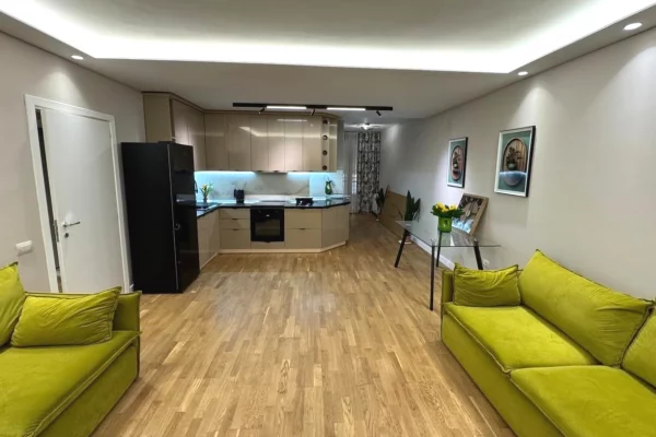 Casa in affitto 1+1 a Tirana - 950 Euro