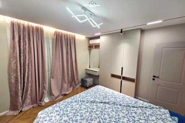 Appartamento in affitto a Tirana 1+1, Arredato