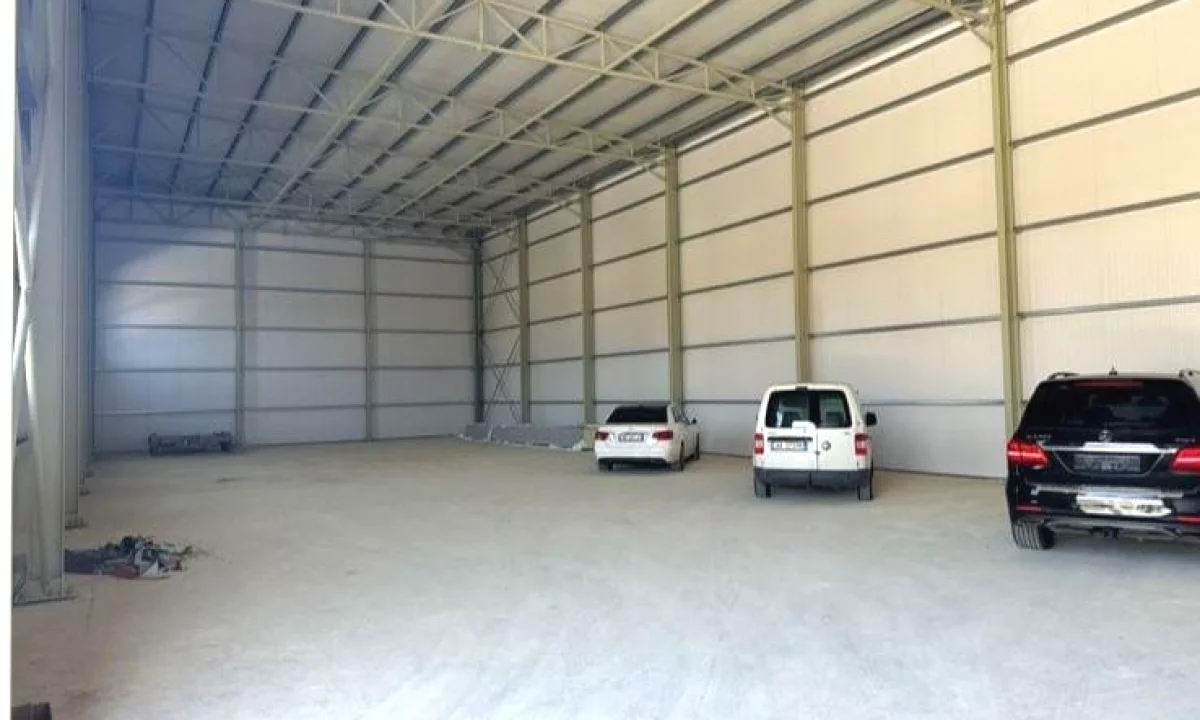 Magazine Me Qera Ne Vore (ID BM294) Tirane