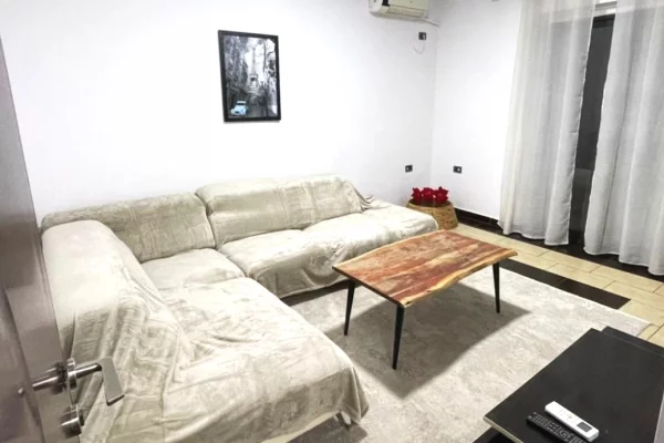 Casa in affitto 1+1 a Tirana - 50,000 Leke