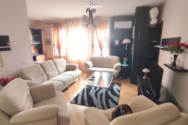 apartament Me Qera 2+1 tek Kodra e Diellit 