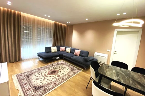 Casa in affitto 2+1 a Tirana - 80,000 Leke