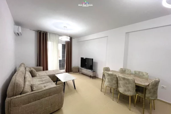 Casa in affitto 2+1 a Tirana - 80,000 Leke