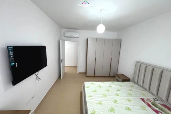 Appartamento in affitto a Tirana 2+1, Arredato