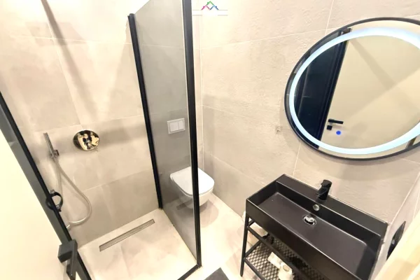 Appartamento in affitto a Tirana 2+1, Arredato