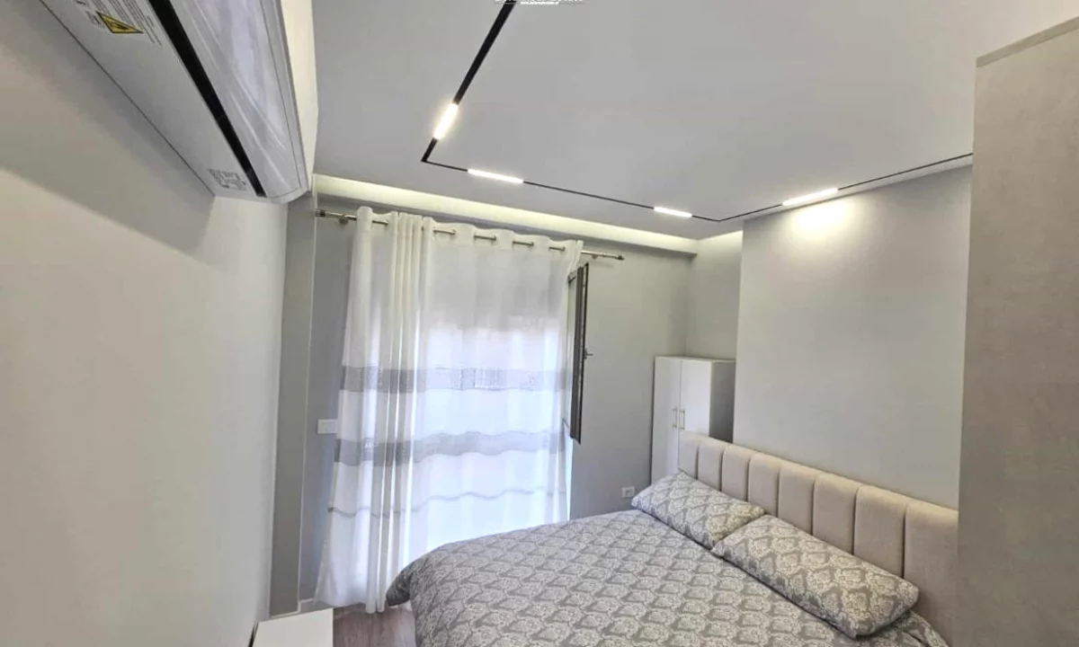 Shtepi me qera Apartament ne Tirane, 2+1, Mobilimi E mobiluar, Pagesa 900  Euro.
