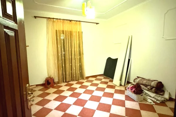 Casa privata/Indipendente in affitto a Tirana 2+1, Arredato