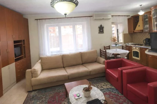 Casa in affitto 3+1 a Tirana - 730 Euro