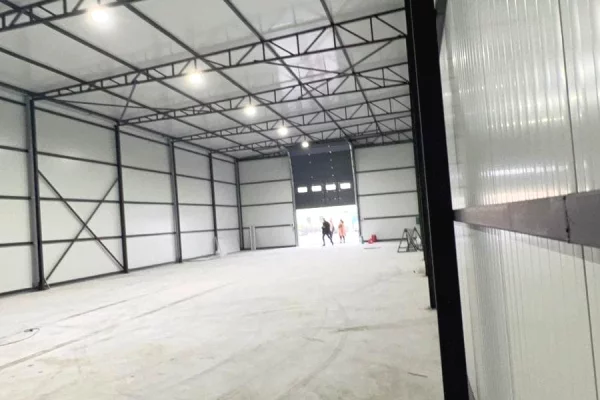 Ambient biznesi me qera 4+1 ne Tirane - 2,000 Euro