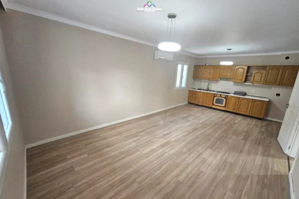 Vile 3 Kateshe Me Qera tek Blloku i Vilave Selite (ID BV22578) Tirane