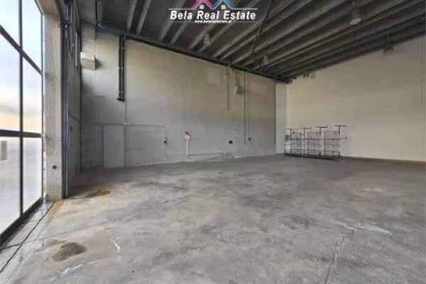 Magazine Me Qera Ne Shkoze ( ID BM300) Tirane