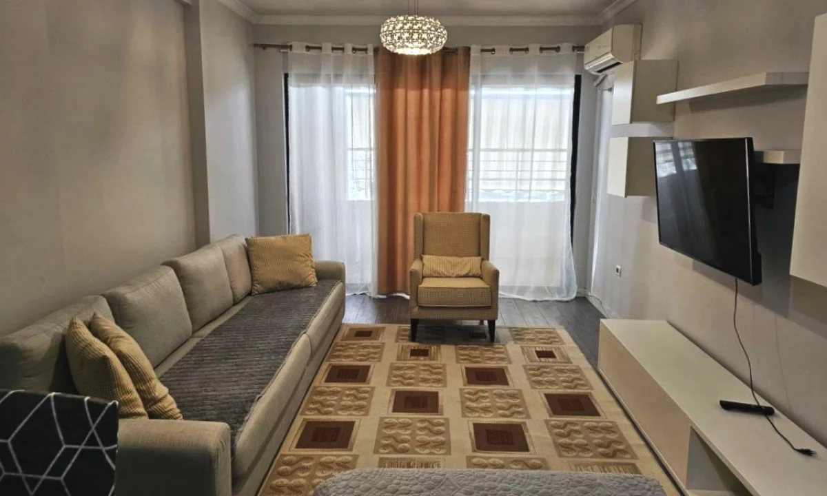 Shtepi me qera Apartament ne Tirane, 2+1, Mobilimi E mobiluar, Pagesa 55,000  Leke.