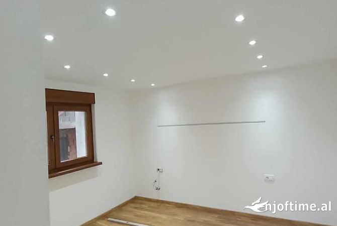 Punime gipsi Patinim lyrje shtrim parketi e shum te tjera 