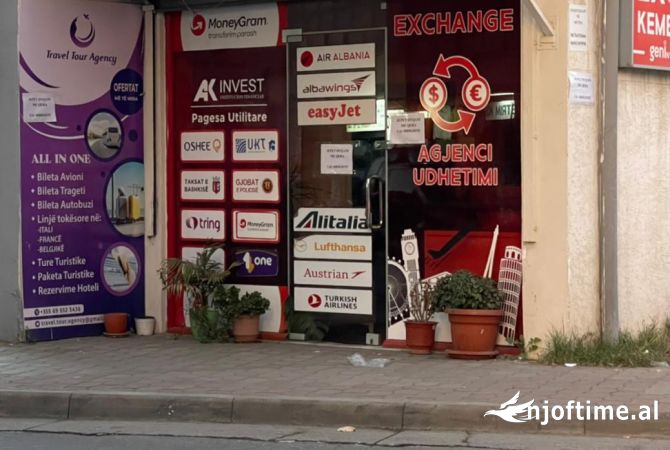 Ambiente Commerciale in Affitto 3+1 a Tirana - 500 Euro