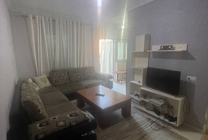Jepet me qera Apartament 2+1 ne Insitut